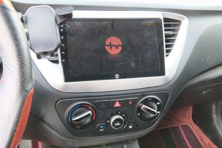 Used Hyundai Verna (new generation) 2016 1.4L Automatic Cool Edition GLS Audio And AC Panel