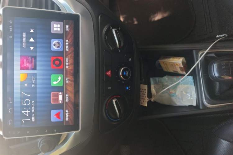 Used Hyundai Verna (new generation) 2016 1.4L Manual Cool Edition GLS Audio And AC Panel