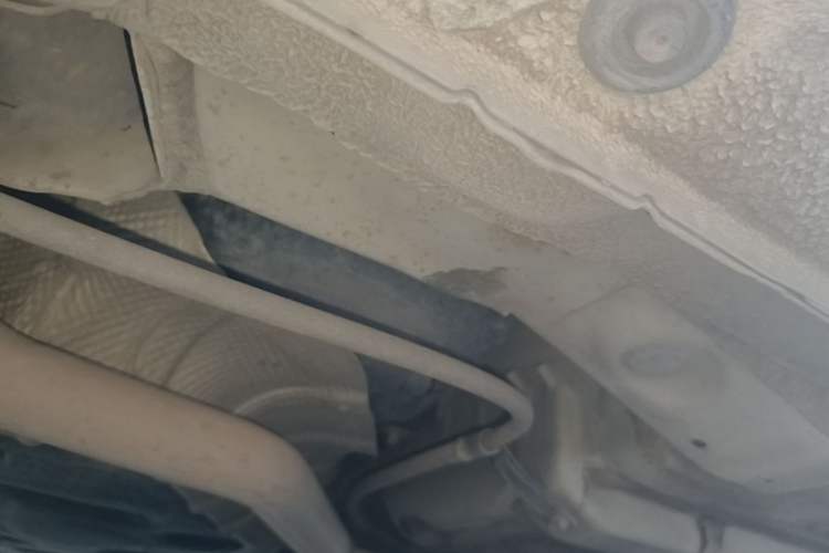 Used Hyundai Verna (new generation) 2016 1.4L Manual Cool Edition GLS Chassis Rear Right