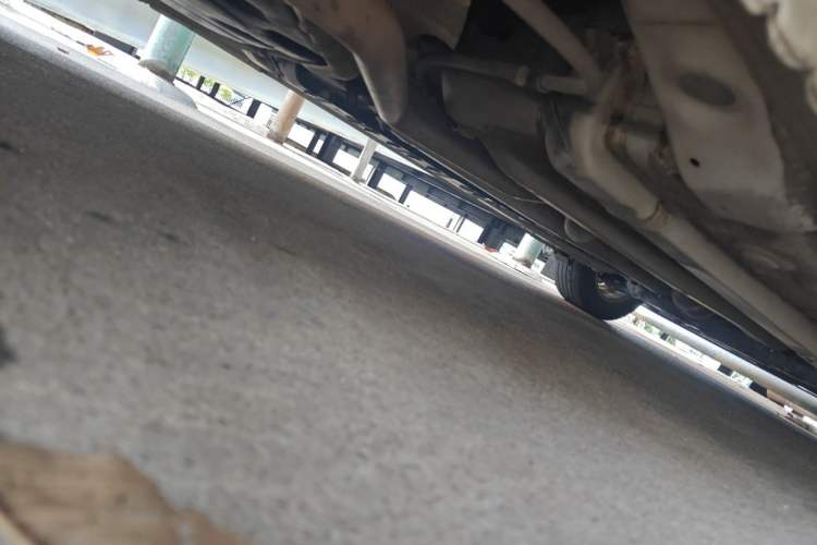 Used Hyundai Verna (new generation) 2016 1.4L Manual Cool Edition GLS Chassis Rear Right