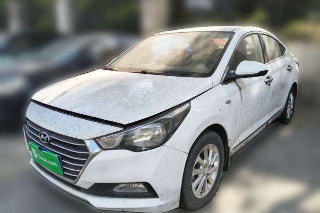 Hyundai Verna (new generation) 2016 1.4L Manual Cool Edition GLS usado