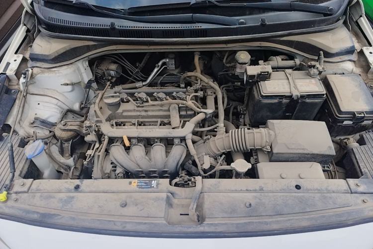 Used Hyundai Verna (new generation) 2016 1.4L Automatic Cool Edition GLS Engine Bay