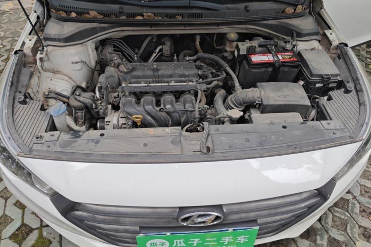 Used Hyundai Verna (new generation) 2016 1.6L Automatic Elite Edition TOP Engine Bay