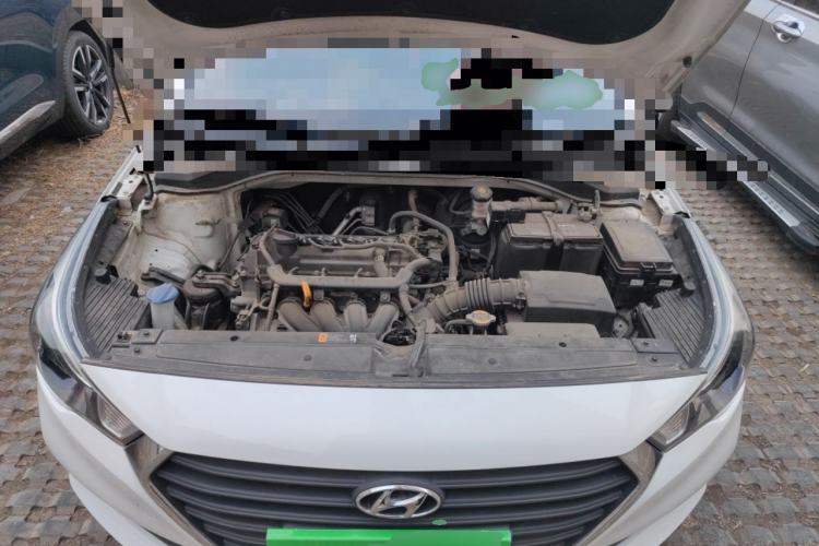 Used Hyundai Verna (new generation) 2016 1.4L Automatic Cool Edition GLS Engine Bay