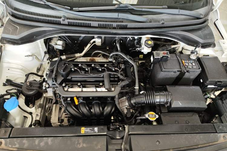 Used Hyundai Verna (new generation) 2016 1.4L Manual Cool Edition GLS Engine Bay