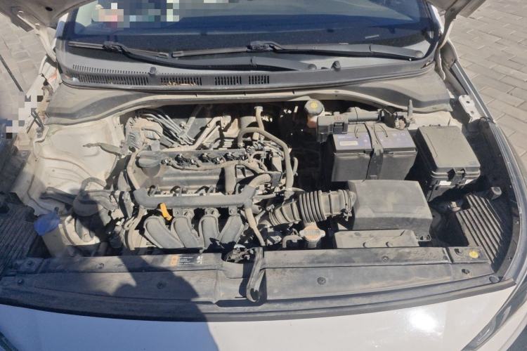 Used Hyundai Verna (new generation) 2016 1.4L Automatic Cool Edition GLS Engine Bay