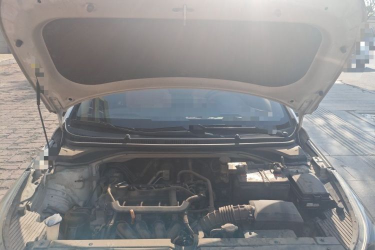 Used Hyundai Verna (new generation) 2016 1.4L Automatic Cool Edition GLS Engine Bay