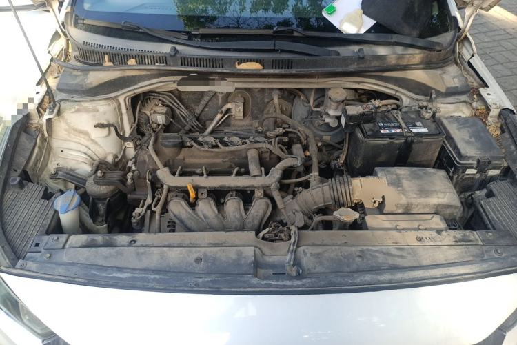 Used Hyundai Verna (new generation) 2016 1.4L Manual Cool Edition GLS Engine Bay