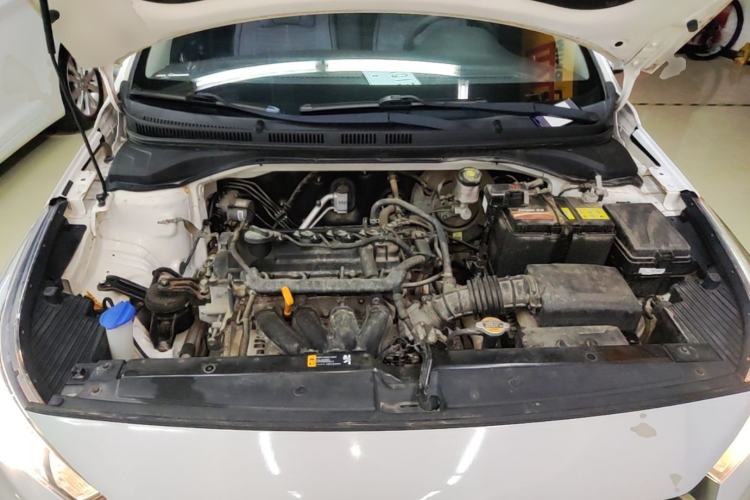 Used Hyundai Verna (new generation) 2016 1.4L Manual Cool Edition GLS Engine Bay