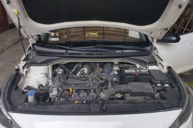 Used Hyundai Verna (new generation) 2016 1.4L Manual Cool Edition GLS Engine Bay