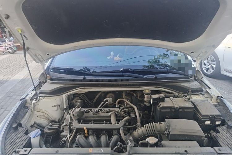 Used Hyundai Verna (new generation) 2016 1.4L Automatic Cool Edition GLS Engine Bay