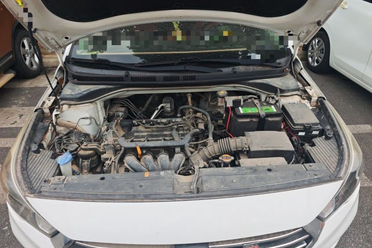 Used Hyundai Verna (new generation) 2016 1.4L Manual Cool Edition GLS Engine Bay