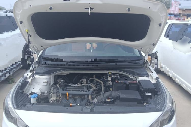 Used Hyundai Verna (new generation) 2016 1.4L Manual Cool Edition GLS Engine Bay
