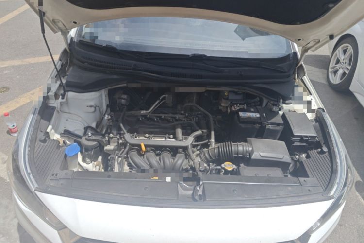 Used Hyundai Verna (new generation) 2016 1.4L Manual Cool Edition GLS Engine Bay