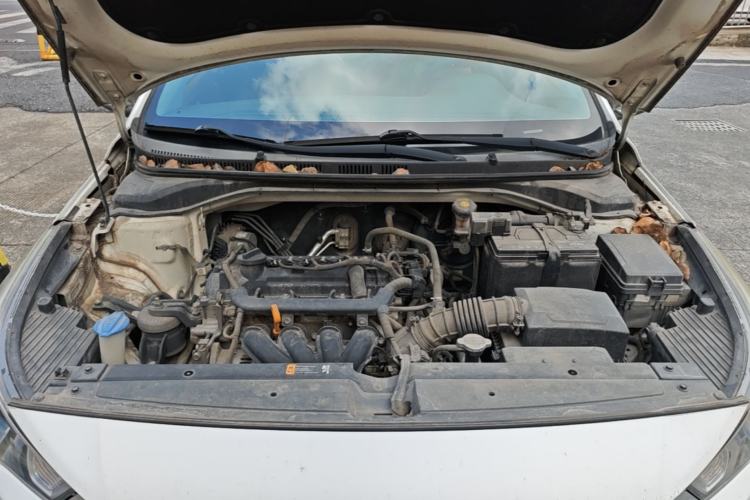 Used Hyundai Verna (new generation) 2016 1.4L Automatic Cool Edition GLS Engine Bay