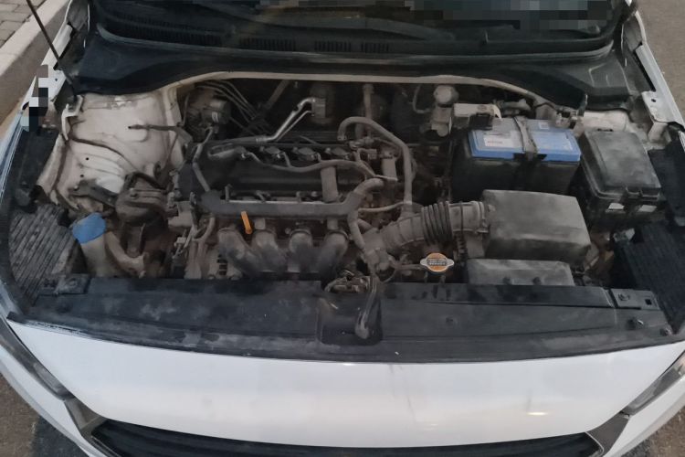 Used Hyundai Verna (new generation) 2016 1.4L Manual Cool Edition GLS Engine Bay