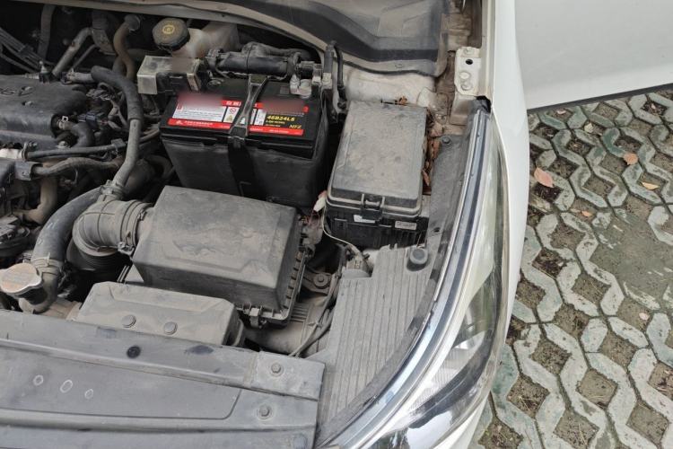 Used Hyundai Verna (new generation) 2016 1.6L Automatic Elite Edition TOP Engine Bay Left