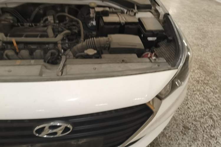 Used Hyundai Verna (new generation) 2016 1.4L Automatic Cool Edition GLS Engine Bay Left