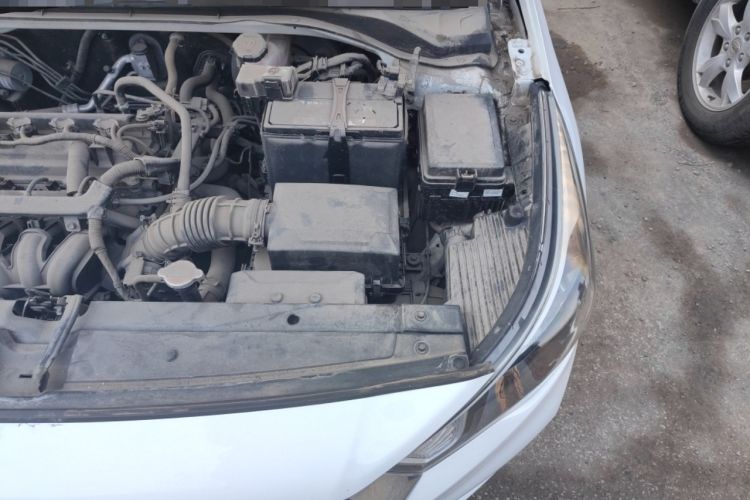 Used Hyundai Verna (new generation) 2016 1.4L Manual Cool Edition GLS Engine Bay Left