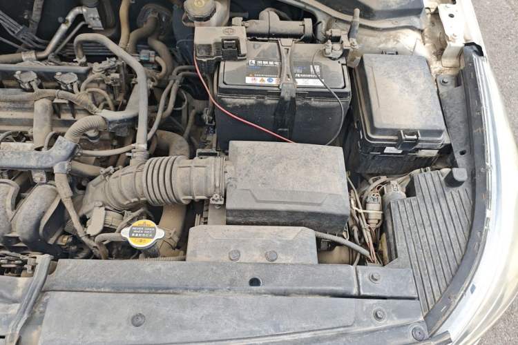 Used Hyundai Verna (new generation) 2016 1.4L Automatic Cool Edition GLS Engine Bay Left