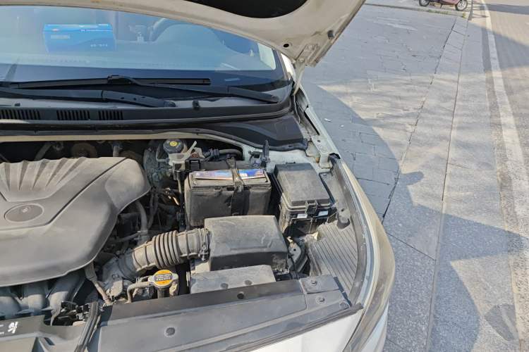Used Hyundai Verna (new generation) 2016 1.4L Manual Cool Edition GLS Engine Bay Left