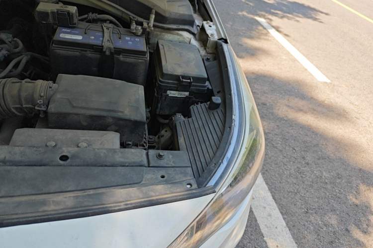 Used Hyundai Verna (new generation) 2016 1.4L Manual Cool Edition GLS Engine Bay Left
