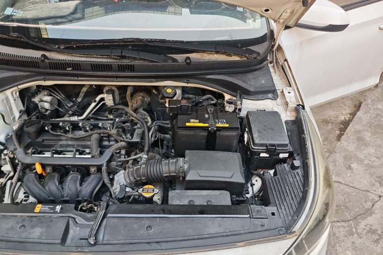 Used Hyundai Verna (new generation) 2016 1.4L Manual Cool Edition GLS Engine Bay Left