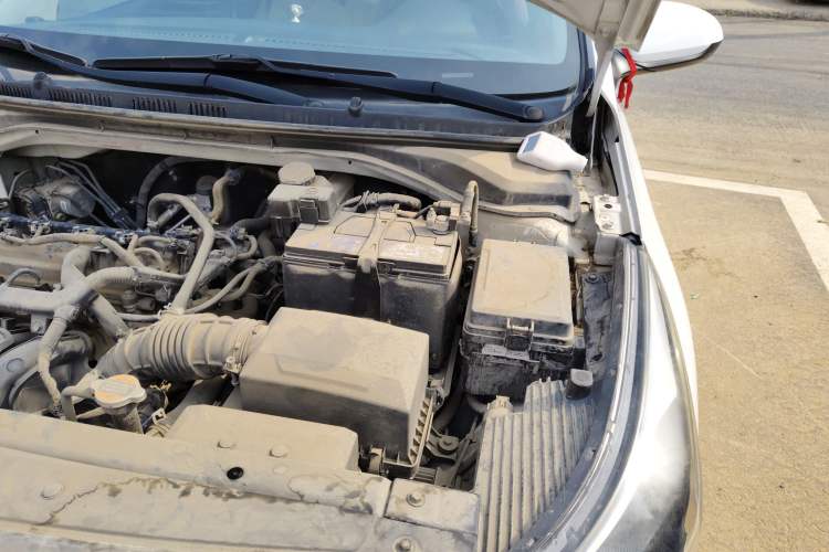 Used Hyundai Verna (new generation) 2016 1.4L Manual Cool Edition GLS Engine Bay Left