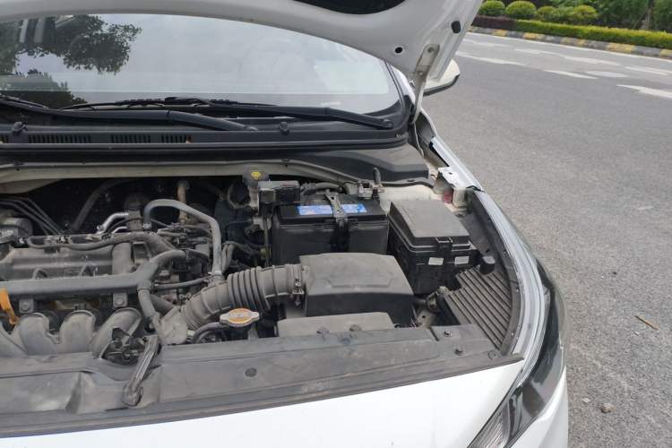 Used Hyundai Verna (new generation) 2016 1.4L Manual Youth Edition GS Engine Bay Left