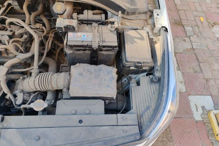 Used Hyundai Verna (new generation) 2016 1.4L Automatic Cool Edition GLS Engine Bay Left