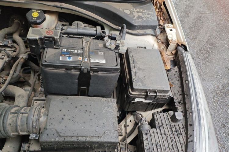 Used Hyundai Verna (new generation) 2016 1.4L Automatic Cool Edition GLS Engine Bay Left