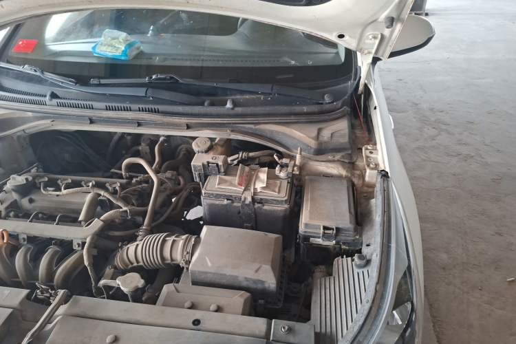 Used Hyundai Verna (new generation) 2016 1.4L Manual Cool Edition GLS Engine Bay Left