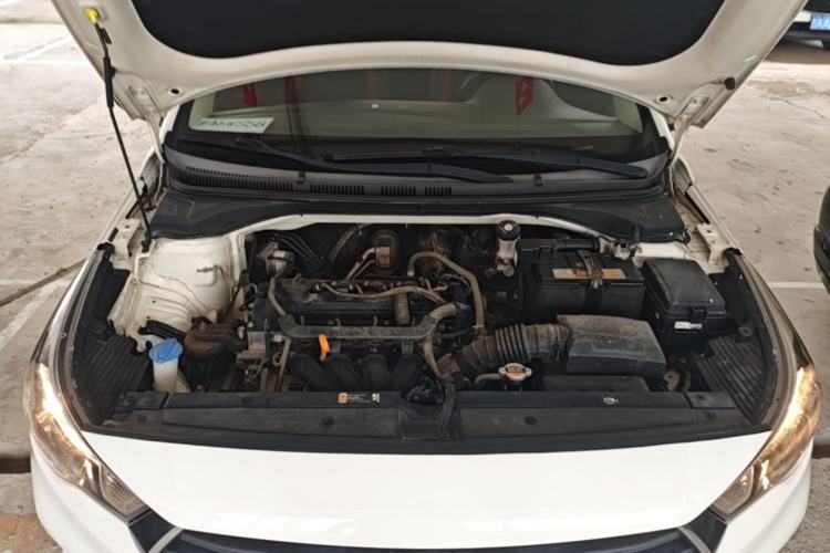 Used Hyundai Verna (new generation) 2016 1.4L Automatic Sport Edition Engine Bay