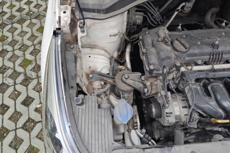Used Hyundai Verna (new generation) 2016 1.6L Automatic Elite Edition TOP Engine Bay Right