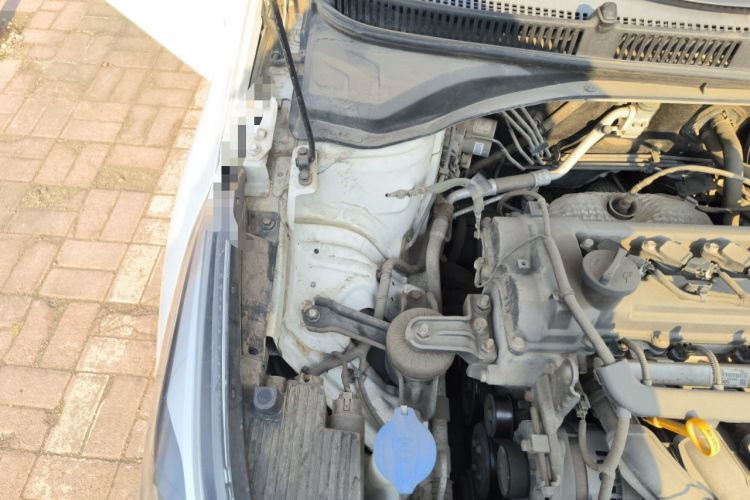 Used Hyundai Verna (new generation) 2016 1.4L Automatic Cool Edition GLS Engine Bay Right