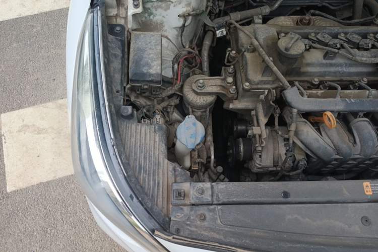 Used Hyundai Verna (new generation) 2016 1.4L Automatic Cool Edition GLS Engine Bay Right