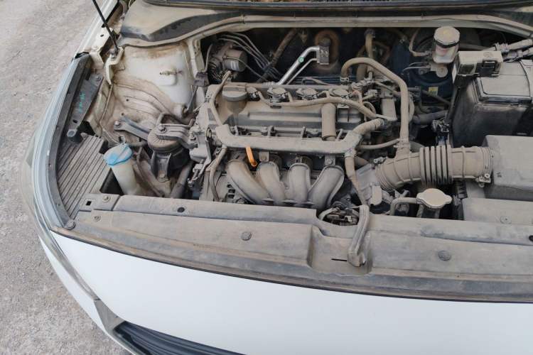 Used Hyundai Verna (new generation) 2016 1.4L Manual Cool Edition GLS Engine Bay Right