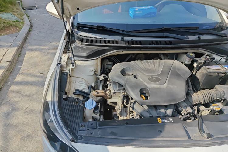 Used Hyundai Verna (new generation) 2016 1.4L Manual Cool Edition GLS Engine Bay Right