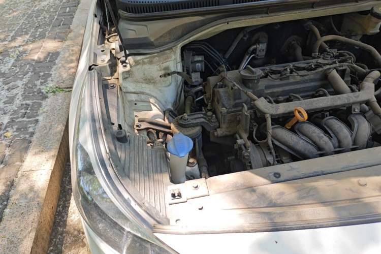 Used Hyundai Verna (new generation) 2016 1.4L Manual Cool Edition GLS Engine Bay Right