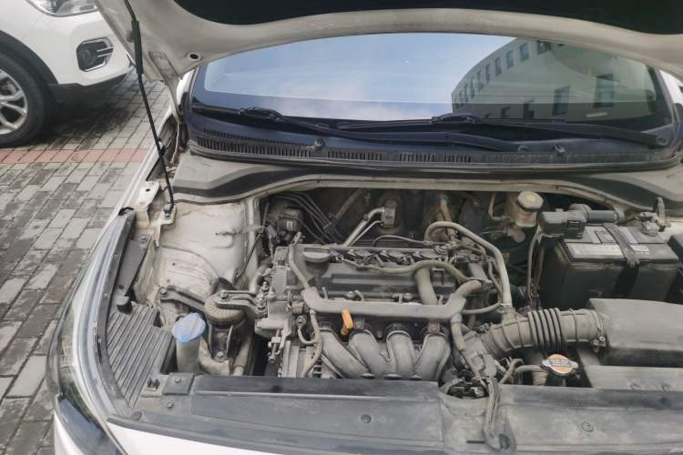 Used Hyundai Verna (new generation) 2016 1.4L Automatic Cool Edition GLS Engine Bay Right