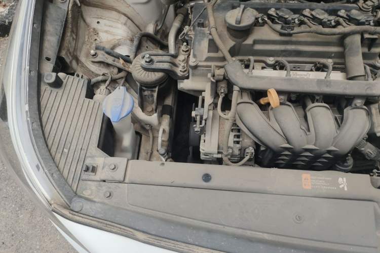 Used Hyundai Verna (new generation) 2016 1.4L Automatic Cool Edition GLS Engine Bay Right