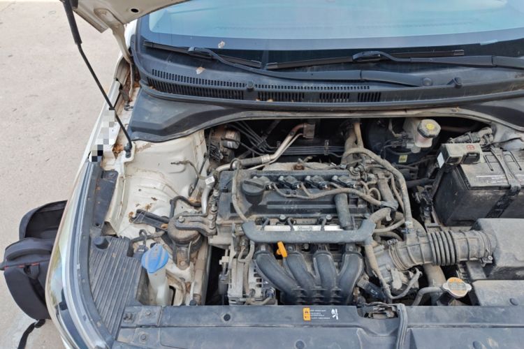 Used Hyundai Verna (new generation) 2016 1.4L Manual Cool Edition GLS Engine Bay Right
