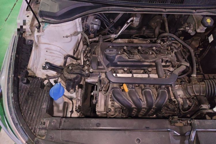 Used Hyundai Verna (new generation) 2016 1.4L Automatic Cool Edition GLS Engine Bay Right