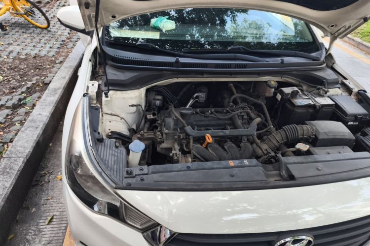 Used Hyundai Verna (new generation) 2016 1.4L Manual Cool Edition GLS Engine Bay Right