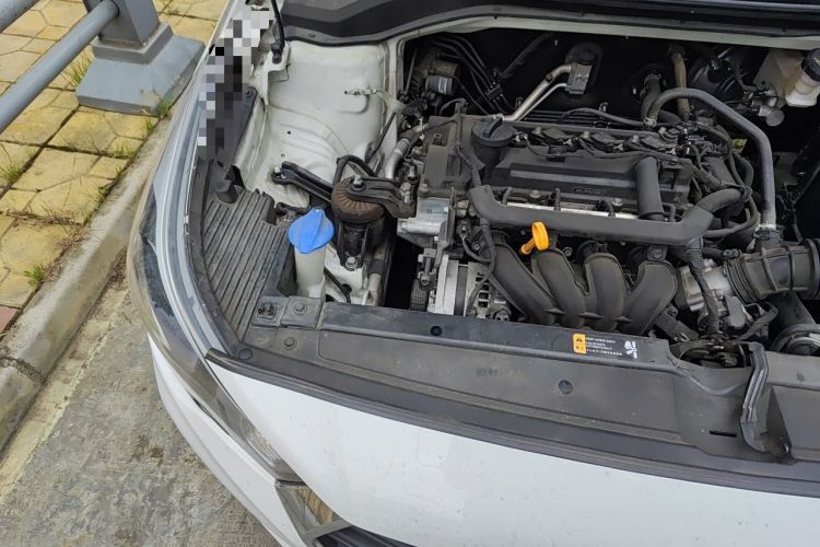 Used Hyundai Verna (new generation) 2016 1.4L Automatic Cool Edition GLS Engine Bay Right