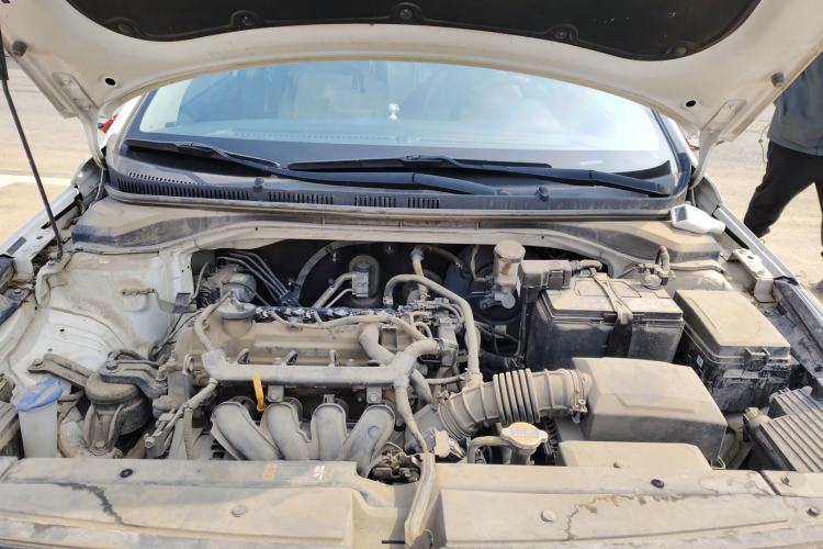 Used Hyundai Verna (new generation) 2016 1.4L Manual Cool Edition GLS Engine Bay
