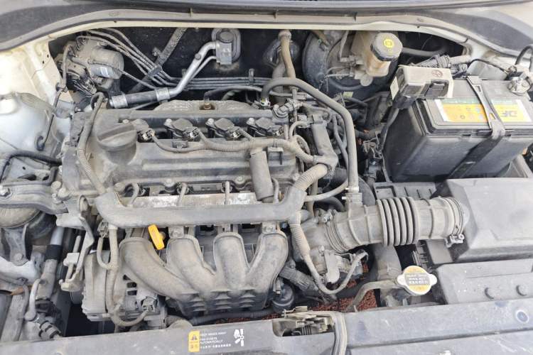 Used Hyundai Verna (new generation) 2016 1.4L Manual Cool Edition GLS Engine Bay