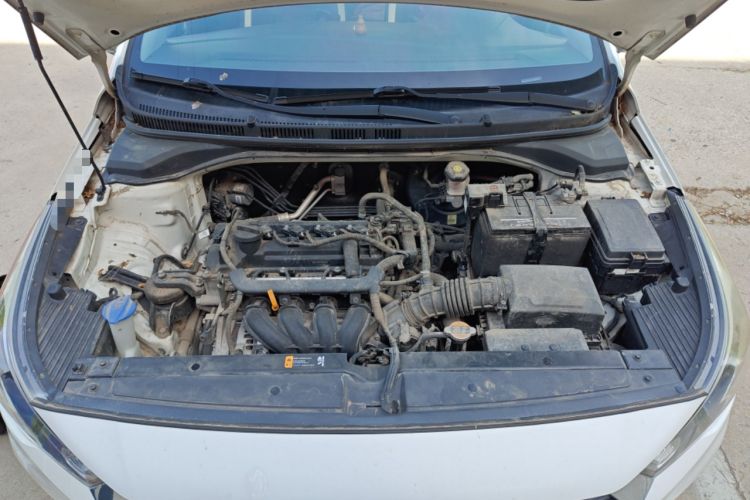 Used Hyundai Verna (new generation) 2016 1.4L Manual Cool Edition GLS Engine Bay