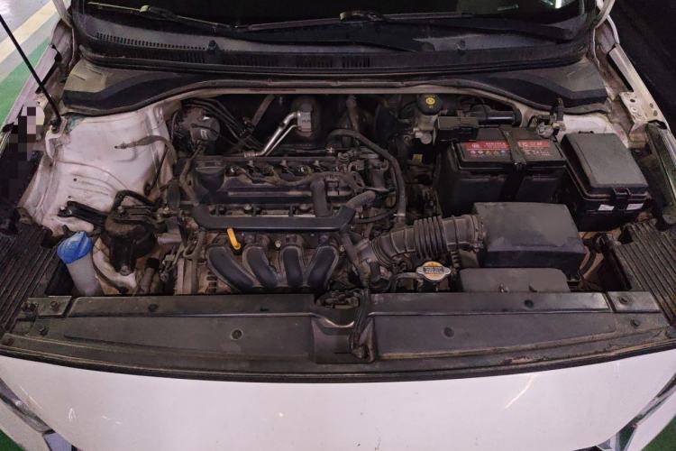 Used Hyundai Verna (new generation) 2016 1.4L Automatic Cool Edition GLS Engine Bay