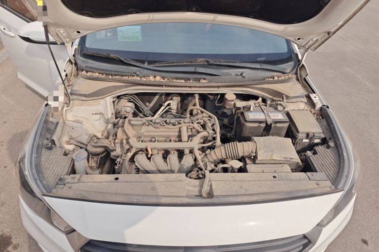 Used Hyundai Verna (new generation) 2016 1.4L Manual Cool Edition GLS Engine Bay
